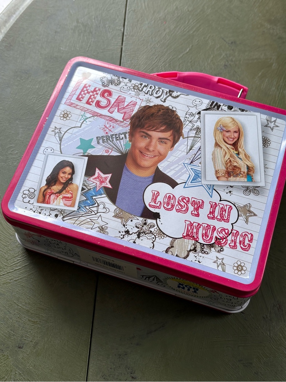 High School Musical 'Lost in Music' Tin Lunchbox - Pink Accents
